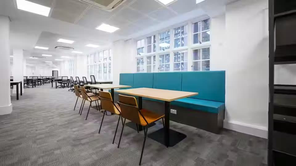 Managed office space at 15-16 Basinghall Street, London, EC2